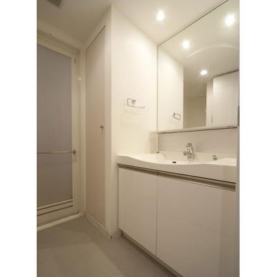 ※写真は同タイプ住戸です。(内装)