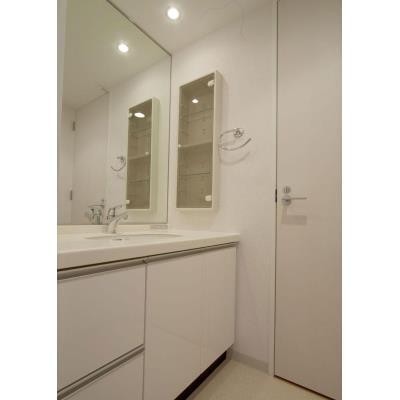 ※写真は同タイプ住戸です。(内装)