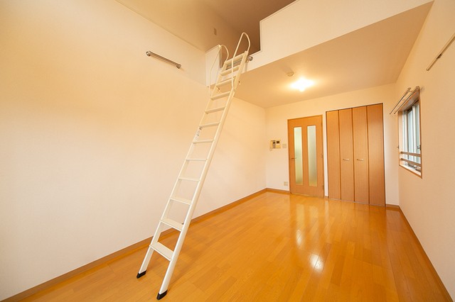 ※写真は同タイプ住戸です。(居間)