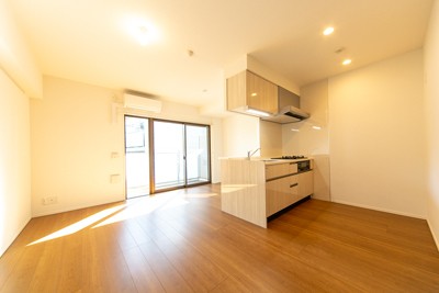 ※写真は同タイプ住戸です。(居間)