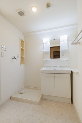 ※写真は同タイプ住戸です。(内装)