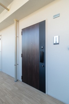 ※写真は同タイプ住戸です。(玄関)
