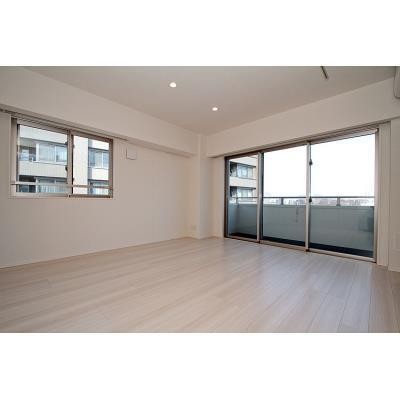 ※写真は同タイプ住戸です。(居間)