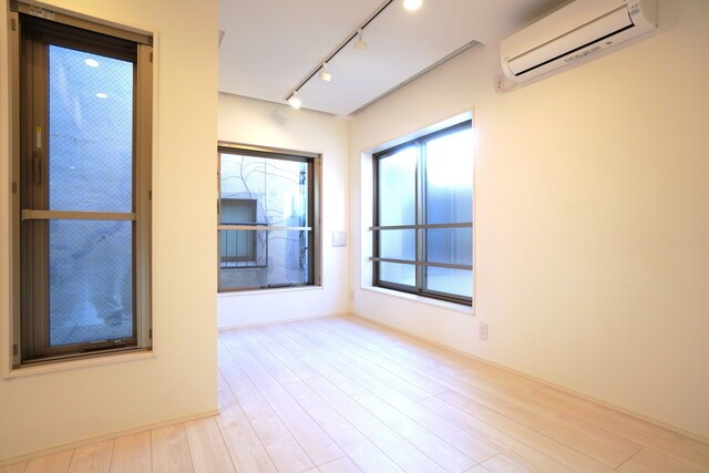 ※写真は同タイプ住戸です。(居間)