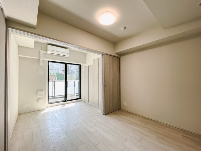 ※写真は同タイプ住戸です。(居間)