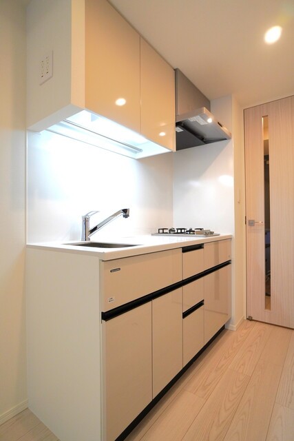 ※写真は同タイプ住戸です。(キッチン)