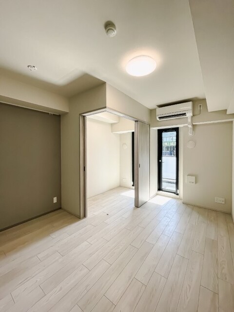 ※写真は同タイプ住戸です。(居間)