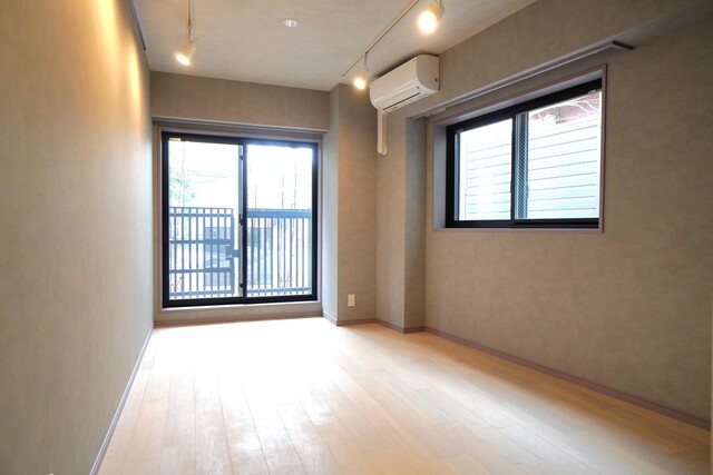 ※写真は同タイプ住戸です。(居間)