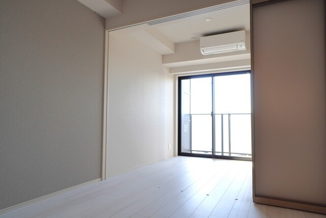 ※写真は同タイプ住戸です。(居間)