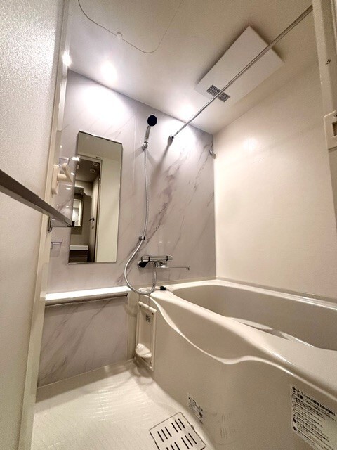 ※写真は同タイプ住戸です。(風呂)