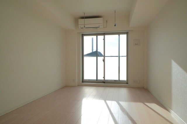 ※写真は同タイプ住戸です。(居間)