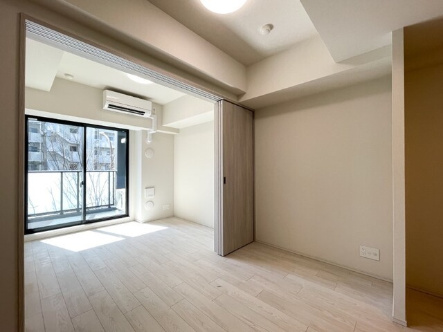※写真は同タイプ住戸です。(居間)