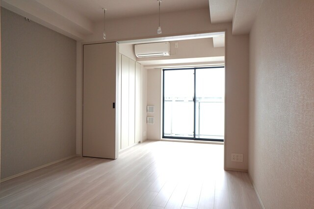 ※写真は同タイプ住戸です。(居間)