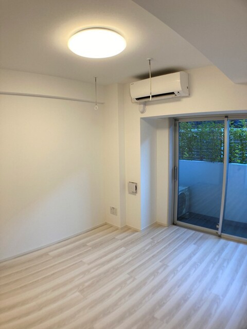 ※写真は同タイプ住戸です。(居間)