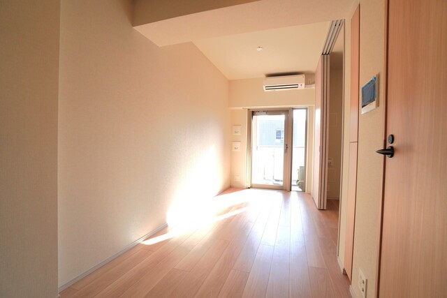 ※写真は同タイプ住戸です。(居間)