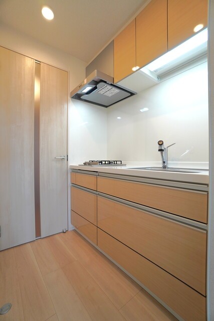 ※写真は同タイプ住戸です。(キッチン)