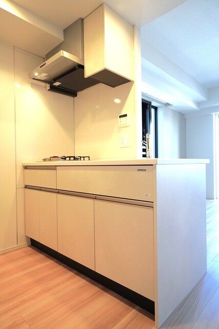 ※写真は同タイプ住戸です。(キッチン)