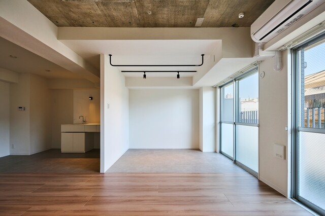 ※写真は同タイプ住戸です。(居間)