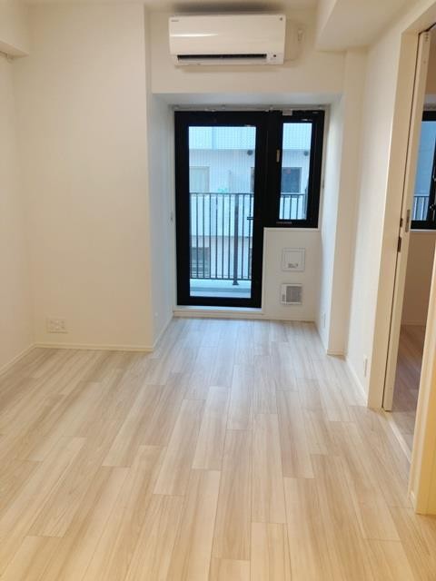 ※写真は同タイプ住戸です。(居間)