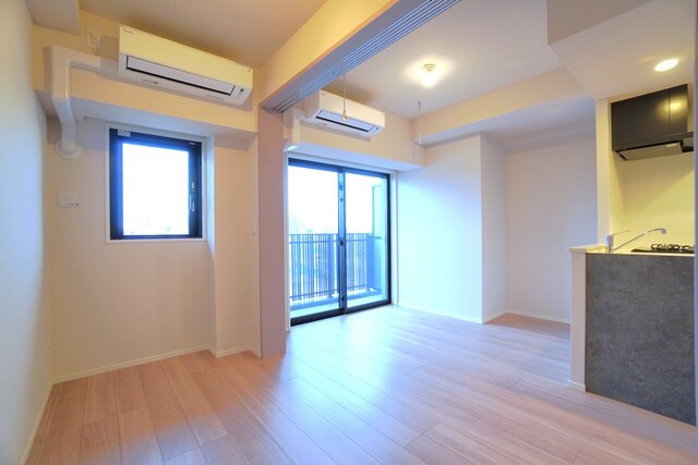 ※写真は同タイプ住戸です。(居間)