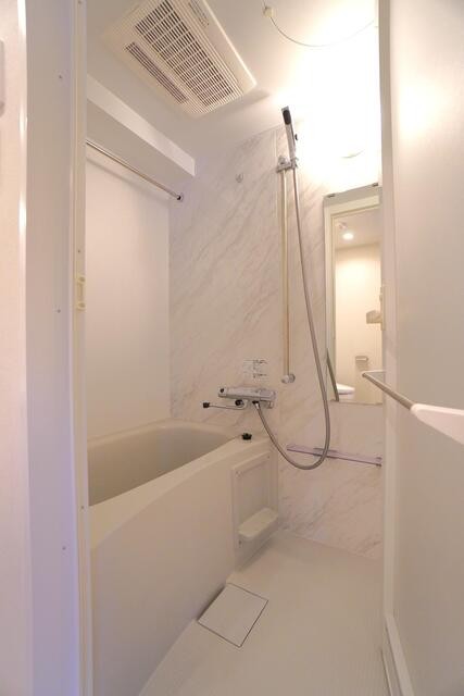 ※写真は同タイプ住戸です。(風呂)