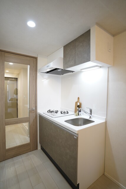 ※写真は同タイプ住戸です。(キッチン)