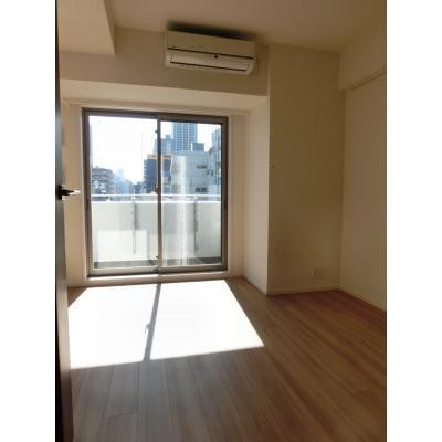 ※写真は同タイプ住戸です。(居間)