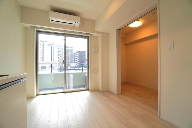 ※写真は同タイプ住戸です。(居間)