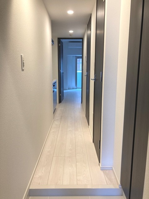 ※写真は同タイプ住戸です。(玄関)