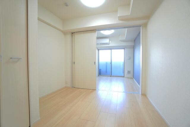 ※写真は同タイプ住戸です。(居間)