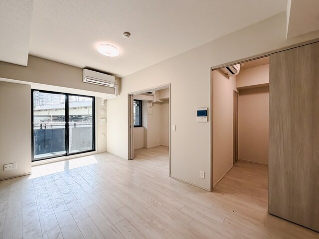 ※写真は同タイプ住戸です。(居間)