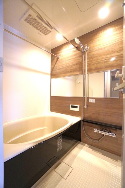 ※写真は同タイプ住戸です。(風呂)