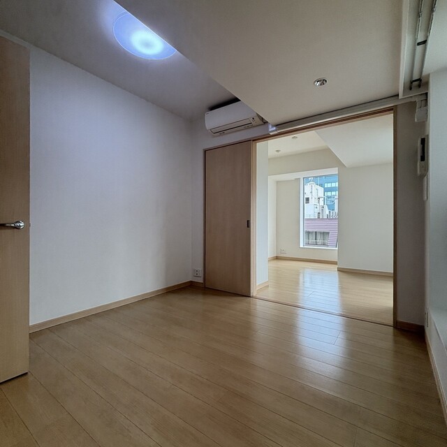 ※写真は同タイプ住戸です。(居間)