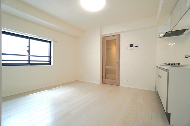 ※写真は同タイプ住戸です。(居間)