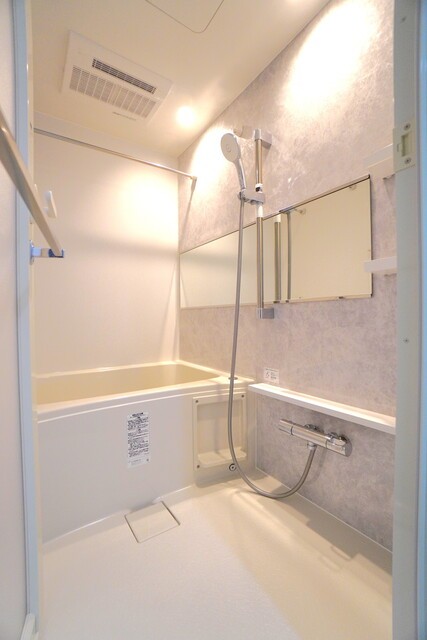 ※写真は同タイプ住戸です。(風呂)