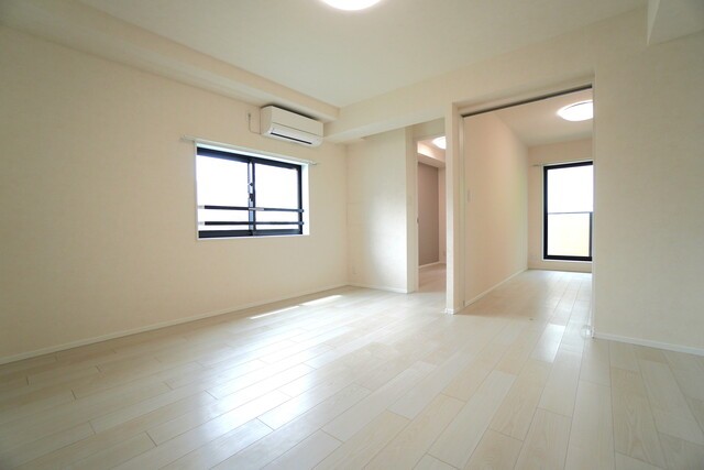※写真は同タイプ住戸です。(居間)
