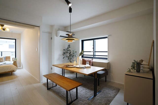 ※写真は同タイプ住戸です。(居間)