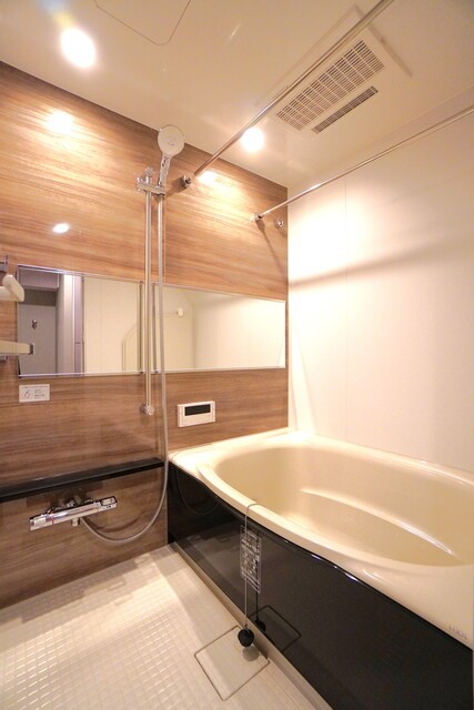 ※写真は同タイプ住戸です。(風呂)