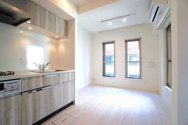 ※写真は同タイプ住戸です。(居間)