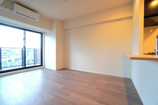 ※写真は同タイプ住戸です。(居間)