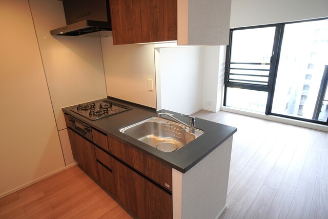 ※写真は同タイプ住戸です。(キッチン)