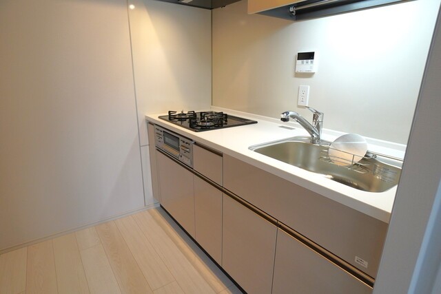 ※写真は同タイプ住戸です。(キッチン)