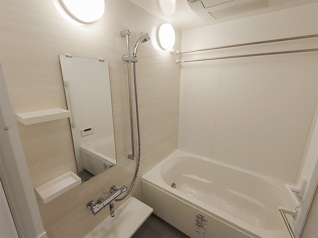 ※写真は同タイプ住戸です。(風呂)