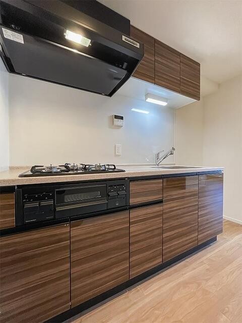 ※写真は同タイプ住戸です。(キッチン)