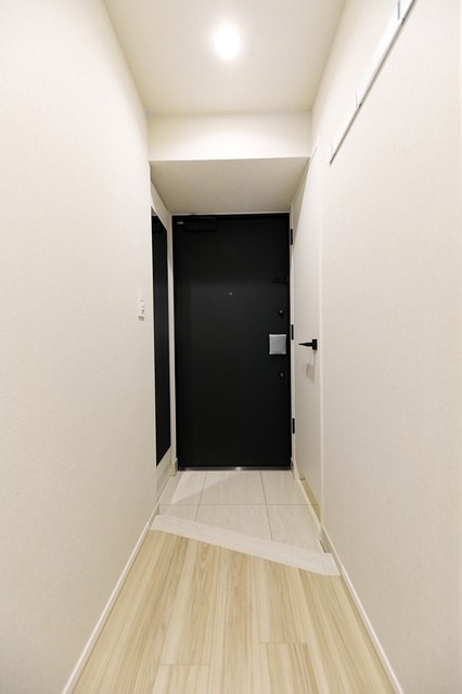 ※写真は同タイプ住戸です。(玄関)