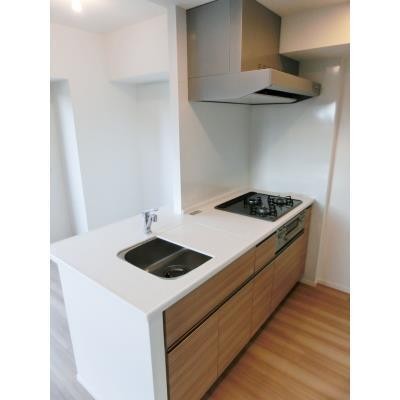 ※写真は同タイプ住戸です。(キッチン)