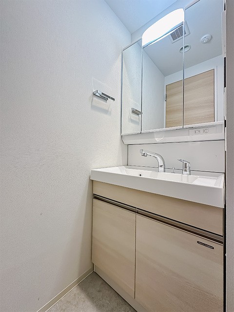※写真は同タイプ住戸です。(内装)