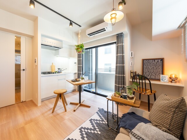 ※写真は同タイプ住戸です。(居間)