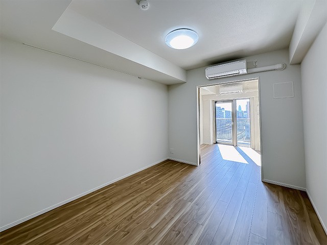 ※写真は同タイプ住戸です。(居間)