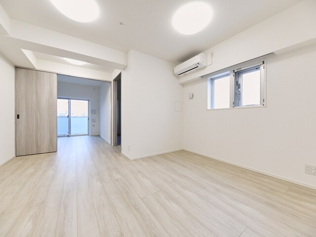 ※写真は同タイプ住戸です。(居間)